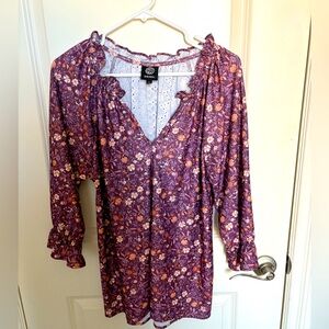 🎉SALE🎉$7 or 2 for $10 Bobeau top